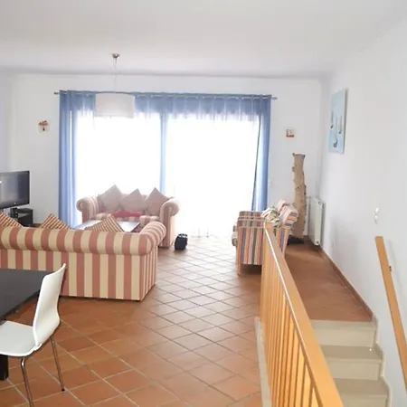House Of Golden Sands C3 Amoreira (Leiria)